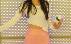 低头看我是怎么C哭你